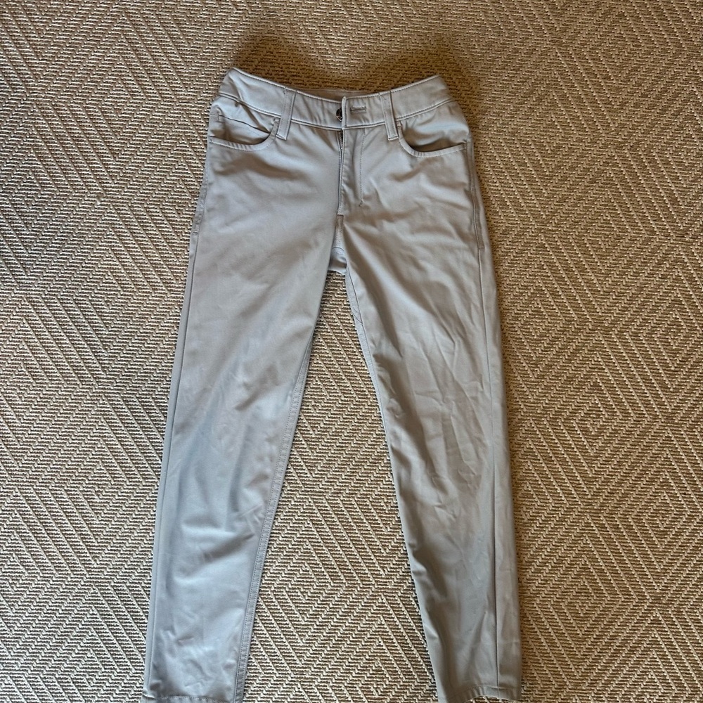 Johnnie O prepformance pants, Size 8